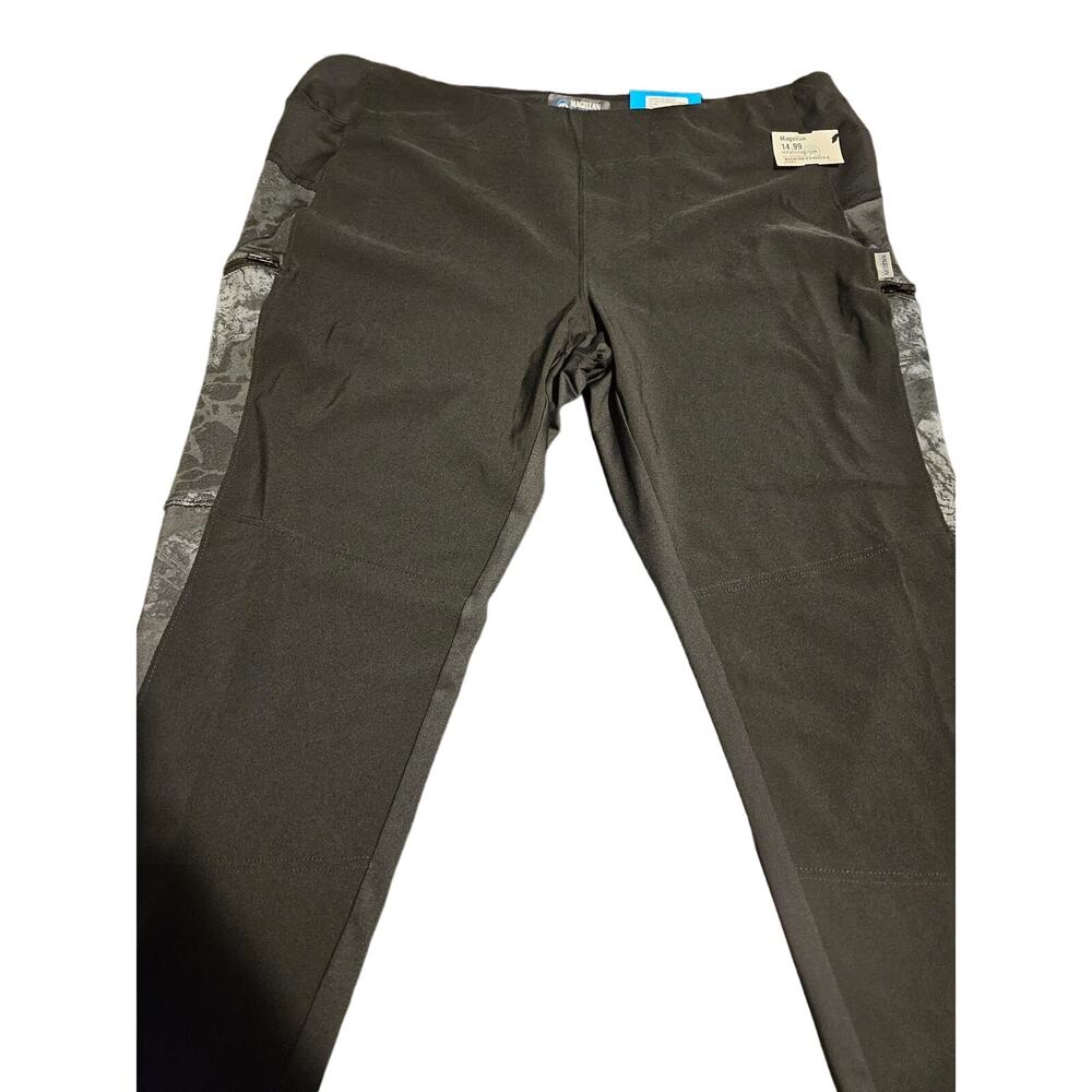 Magellan Outdoor Pro Angular Printed Legging Women's Size XXL Black/Caviar
